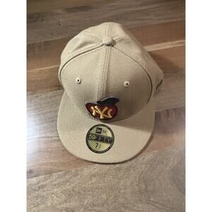 New Era 59FIFTY NYC Big Apple Fitted Hat Size 7 3/4 | New w/ Sticker